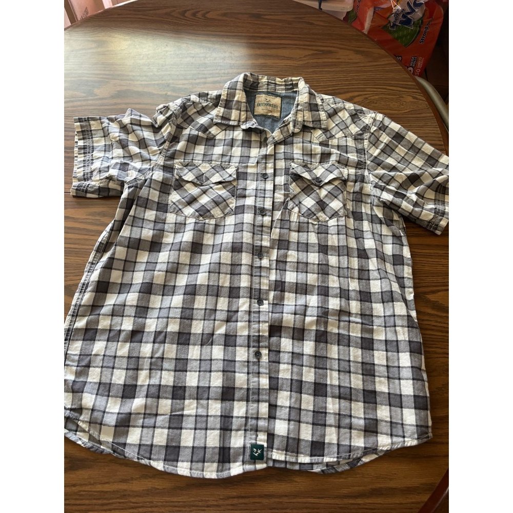 Outdoor Life men’s button collared plaid shirt size L